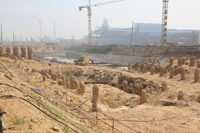 寬厚板工程迎來關(guān)鍵節(jié)點(diǎn) 廠房鋼結(jié)構(gòu)施工全面展開